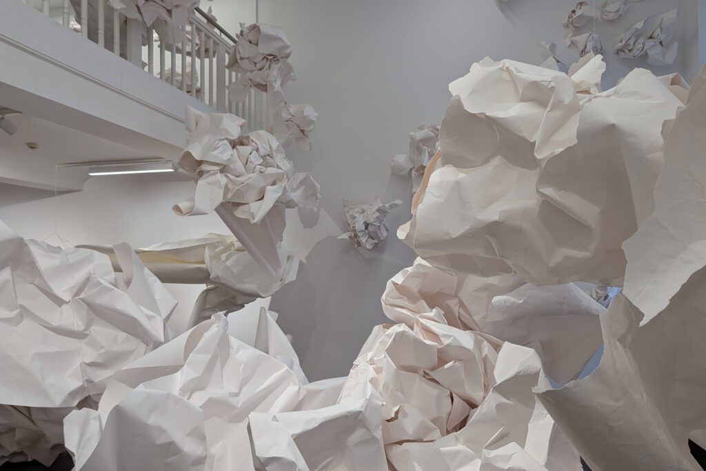 Katrin Paul: Die Expansion des Papiers | © rabirius