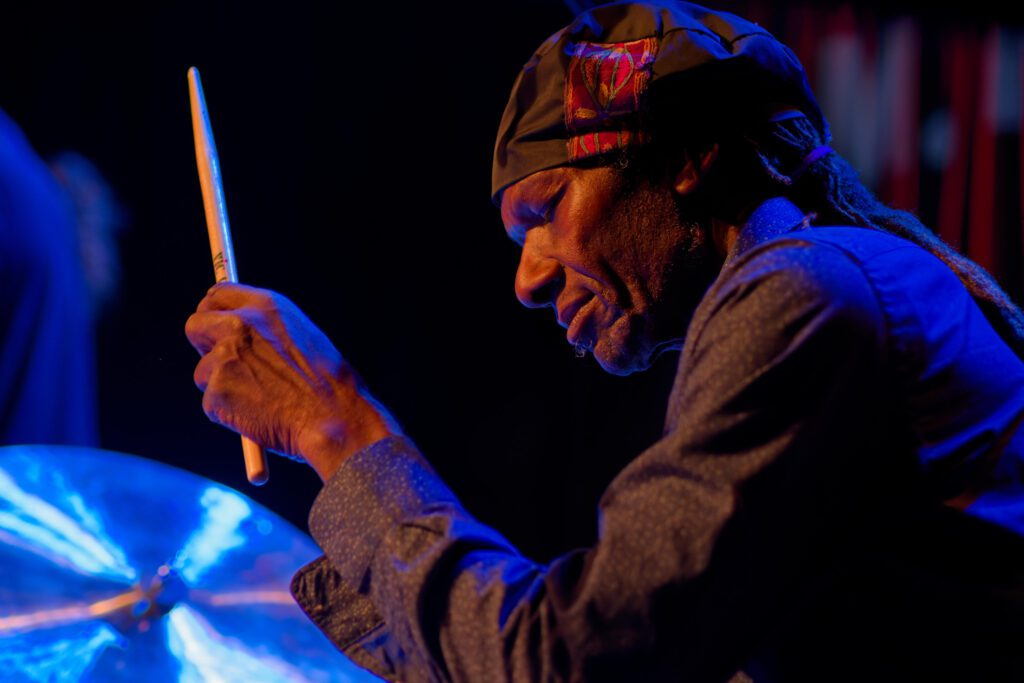 Hamid Drake: Das Schlagzeug als Kommunikationsinstrument | © rabirius